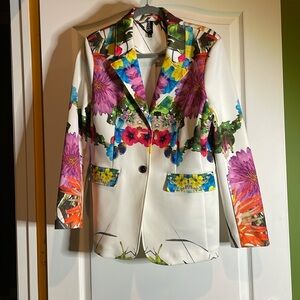 Berek blazer petite large polyester, and spandex21 inch pit to pit shoulder 17🌸